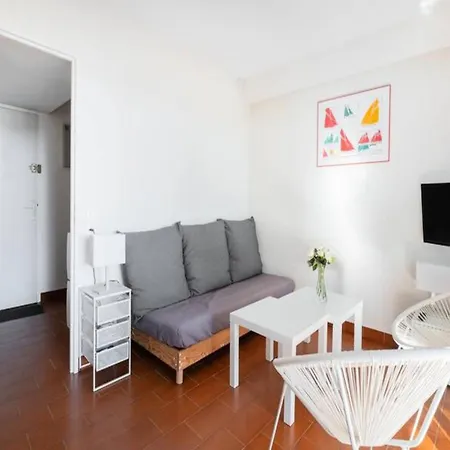 Studio For 4 People * Le Grau-du-Roi